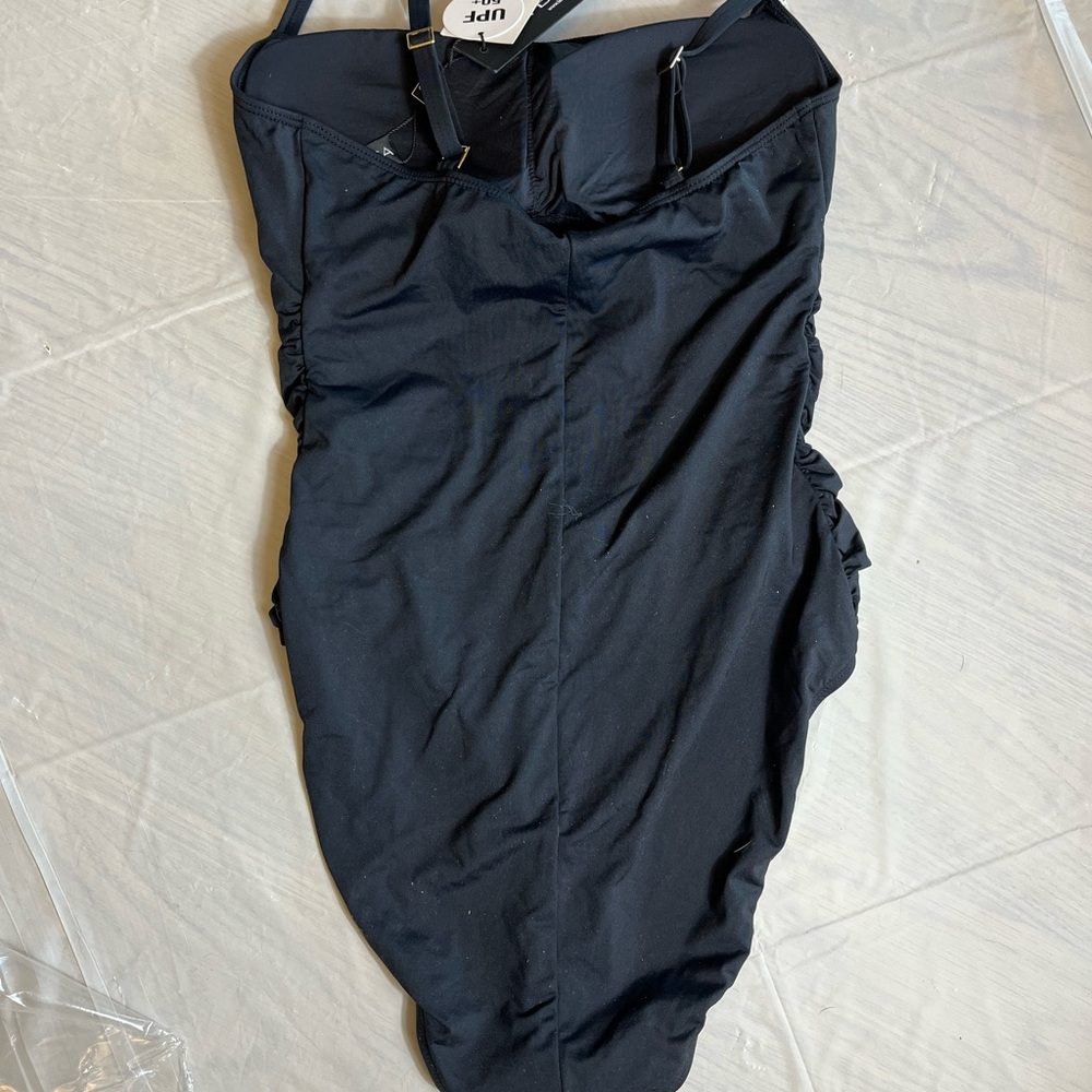 Black One-Piece Swimsuit. Rushing for a slimming effect. - Picture 7 of 7